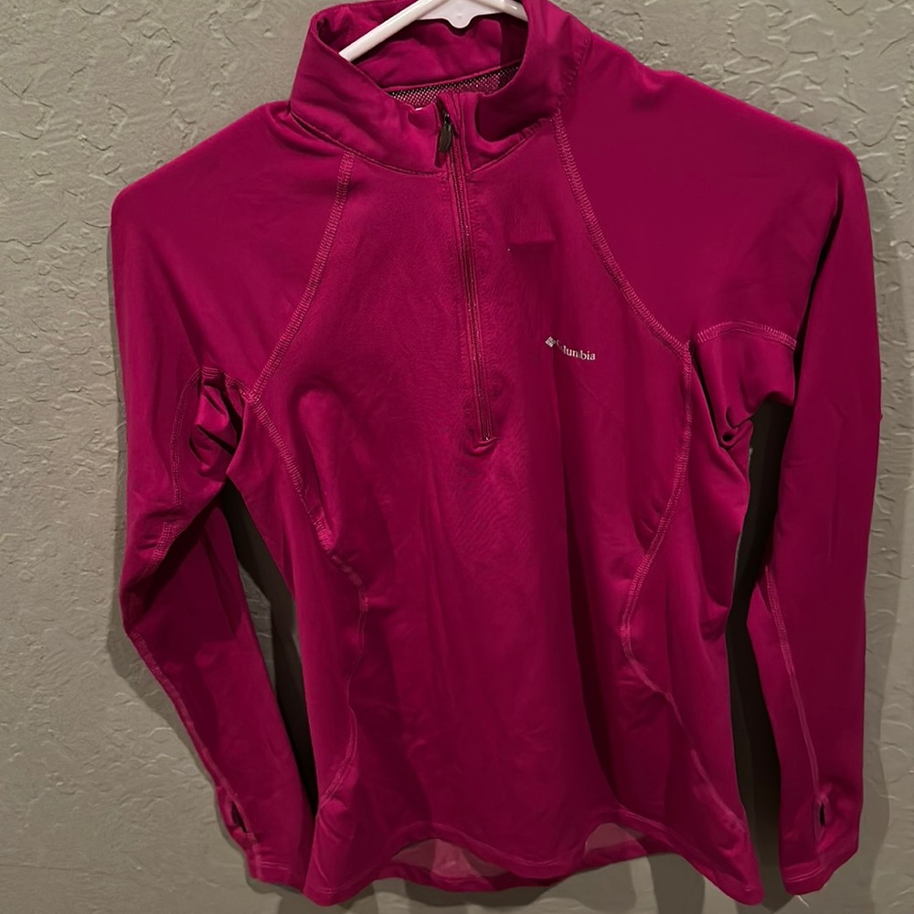 Columbia running shirt